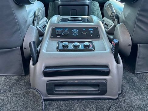 Used 2017 GMC Savana 2500 Extended RWD image 49