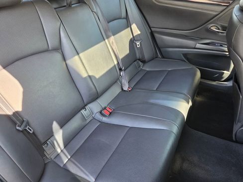 Used 2019 Lexus ES 350 w/ Premium Package FWD image 5