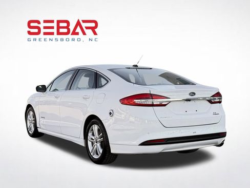 Used 2018 Ford Fusion SE w/ Equipment Group 602A FWD image 8