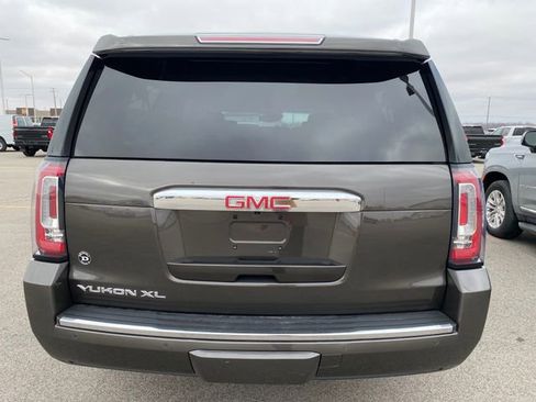 Used 2020 GMC Yukon XL Denali image 6