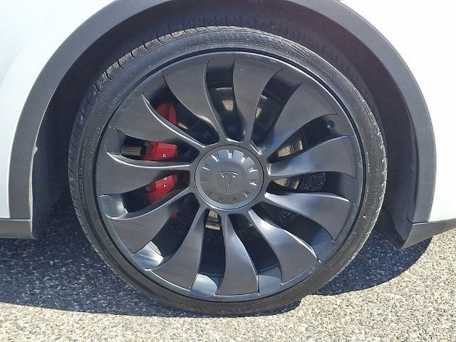 Used 2022 Tesla Model Y Performance AWD/4WD image 26