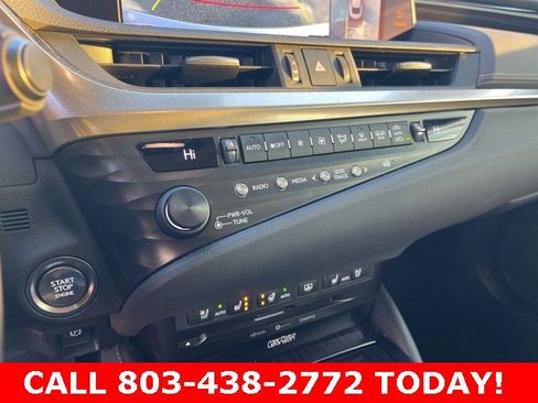 Used 2020 Lexus ES 350 Ultra Luxury image 29