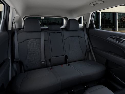 New 2026 Kia Sportage LX image 16