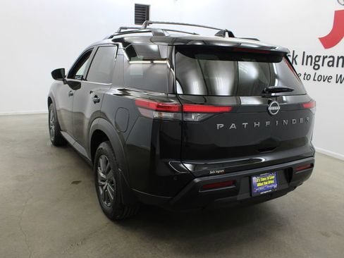 New 2026 Nissan Pathfinder SV image 3