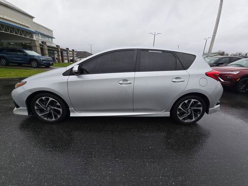 Used 2017 Toyota Corolla iM w/ All-Weather Mat Package image 6