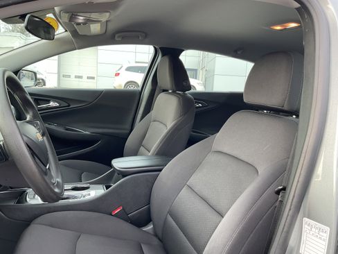 Used 2024 Chevrolet Malibu LT image 10