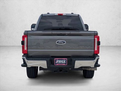 Used 2026 Ford F250 Lariat w/ FX4 Off-Road Package AWD/4WD image 7
