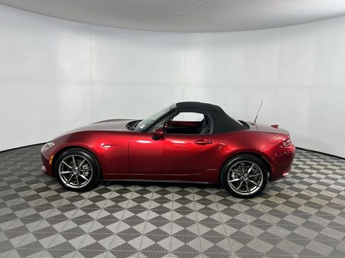 Used 2023 MAZDA MX-5 Miata Grand Touring image 11