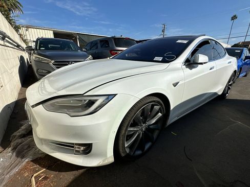 Used 2016 Tesla Model S 75D AWD/4WD image 2