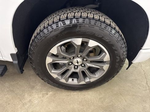 Used 2022 Chevrolet Silverado 1500 RST image 28