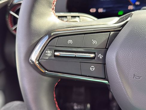 Used 2025 Chevrolet Blazer EV RS w/ Super Cruise Package image 16