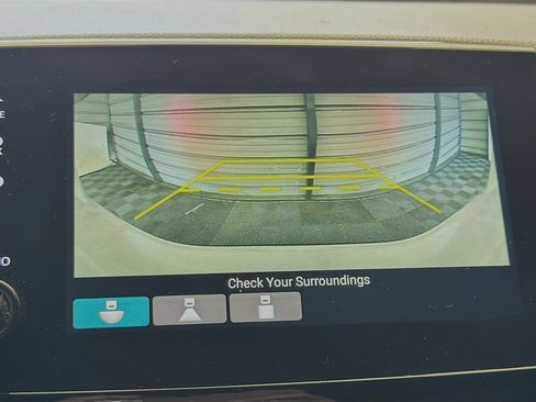 Used 2021 Honda Passport Sport image 16