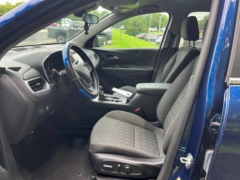 Used 2023 Chevrolet Equinox LT AWD/4WD image 12