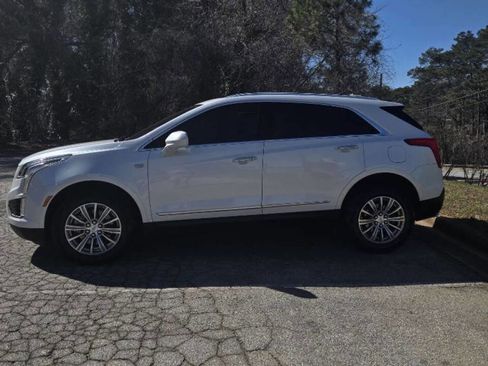 Used 2018 Cadillac XT5 Luxury w/ Driver Awareness Package image 5