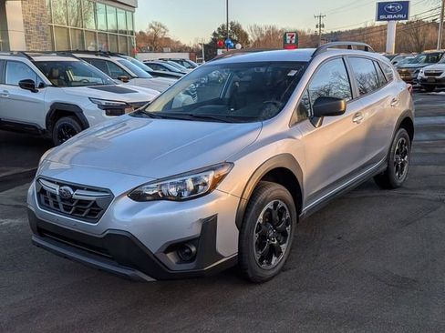 Used 2022 Subaru Crosstrek 2.0i image 7