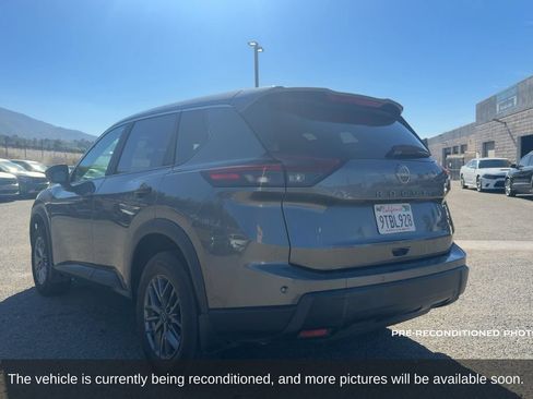 Used 2025 Nissan Rogue S AWD/4WD image 8