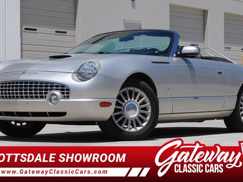 Used 2004 Ford Thunderbird RWD image 1