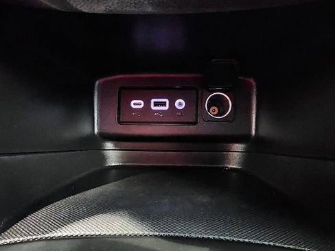 Used 2024 Chevrolet Equinox LT FWD image 39