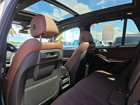 Used 2023 BMW X5 sDrive40i w/ Climate Comfort Package RWD image 19