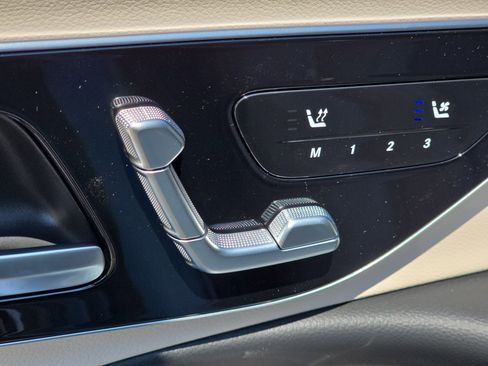 New 2026 Mercedes-Benz E 350 4MATIC Sedan image 29