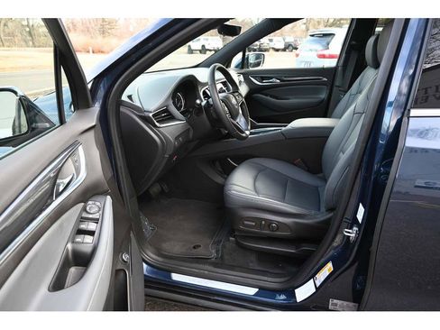 Used 2023 Buick Enclave Essence w/ Experience Buick Package image 13