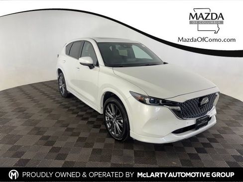 Used 2025 MAZDA CX-5 Signature AWD/4WD image 1