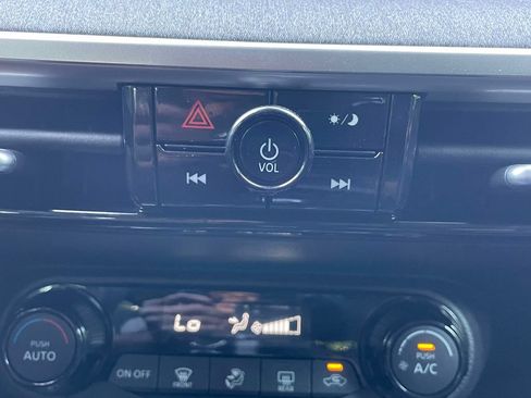 Used 2026 Nissan Kicks SV FWD image 25