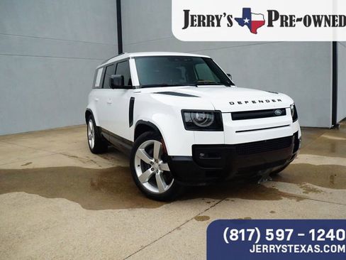 Used 2024 Land Rover Defender 110 X-Dynamic SE AWD/4WD image 6