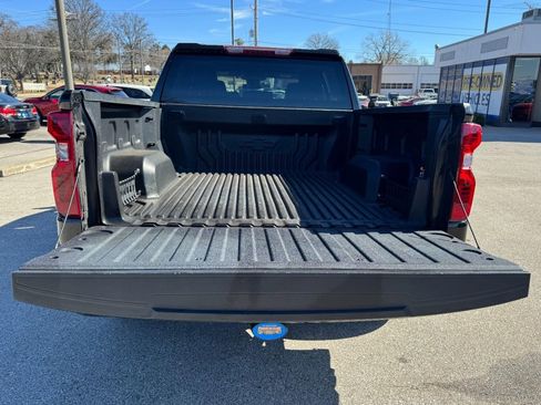 Used 2023 Chevrolet Silverado 1500 Custom image 6