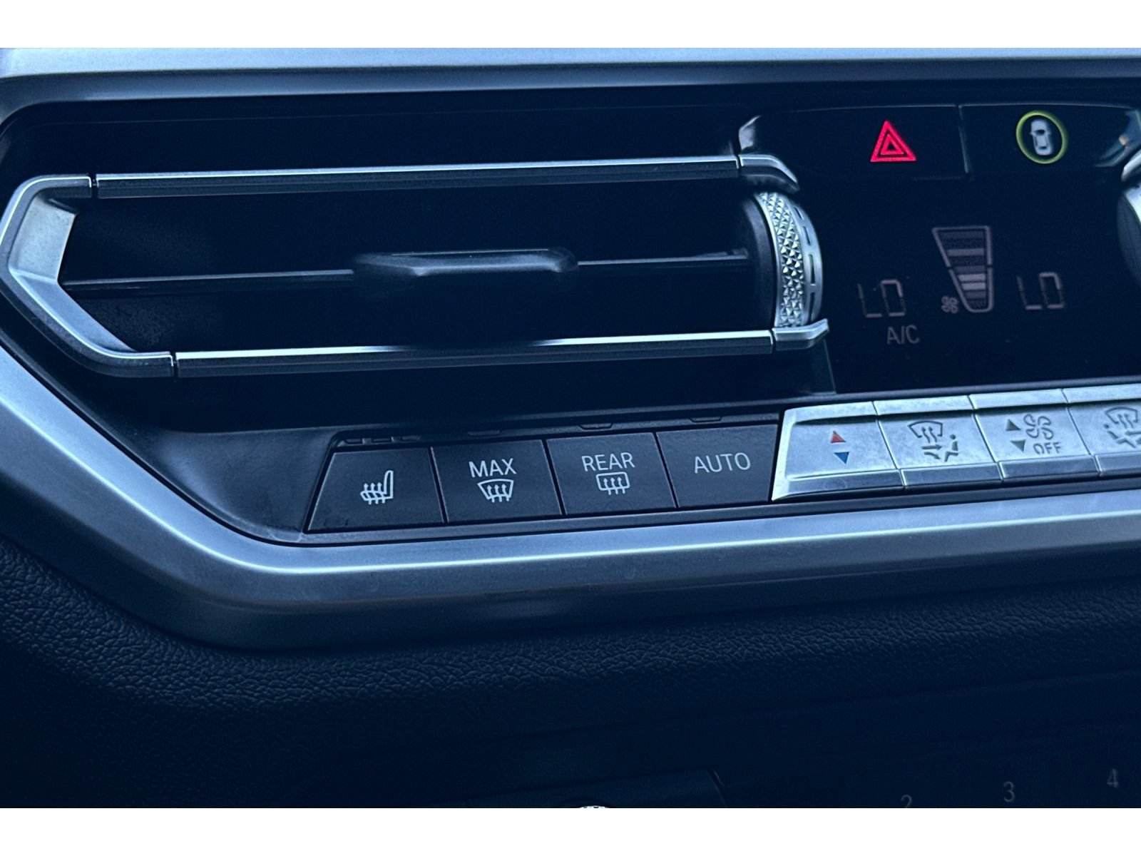 Used 2019 BMW 330i Sedan w/ Premium Package RWD image 28