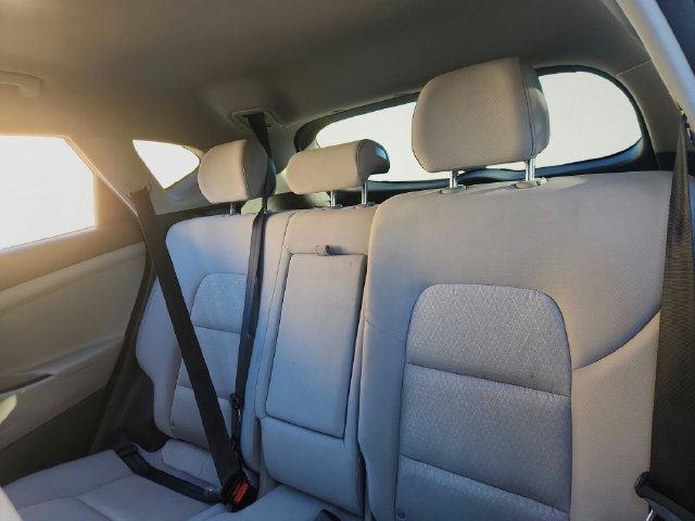 Used 2018 Hyundai Tucson SE AWD/4WD image 17