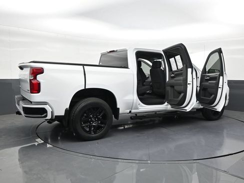 Used 2022 Chevrolet Silverado 1500 RST RWD image 28