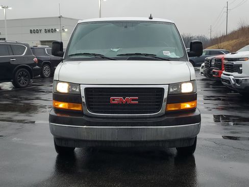 New 2025 GMC Savana 2500 w/ Driver Convenience Package RWD image 2
