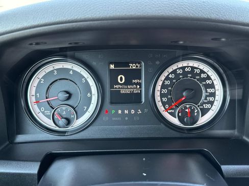 Used 2019 RAM 1500 Express w/ Express Value Package image 16