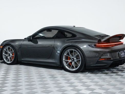 Used 2022 Porsche 911 GT3 image 25