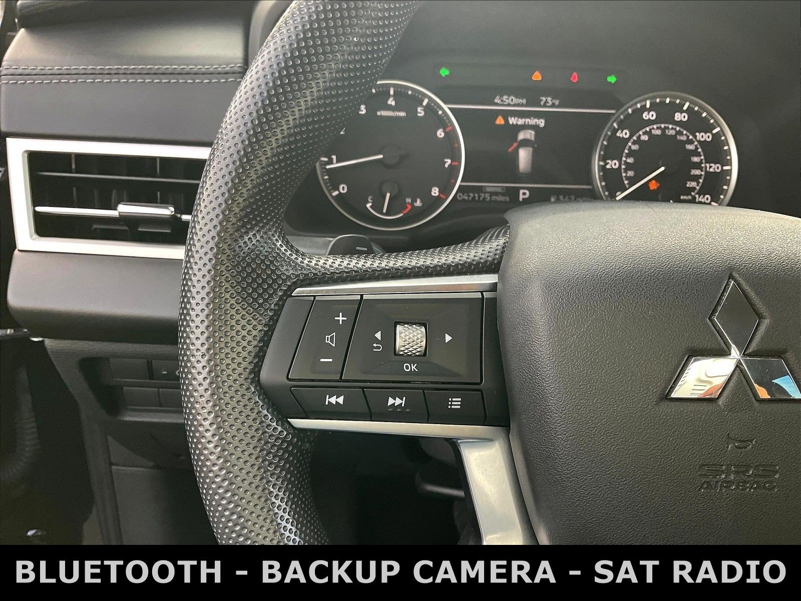 Used 2023 Mitsubishi Outlander ES AWD/4WD image 11