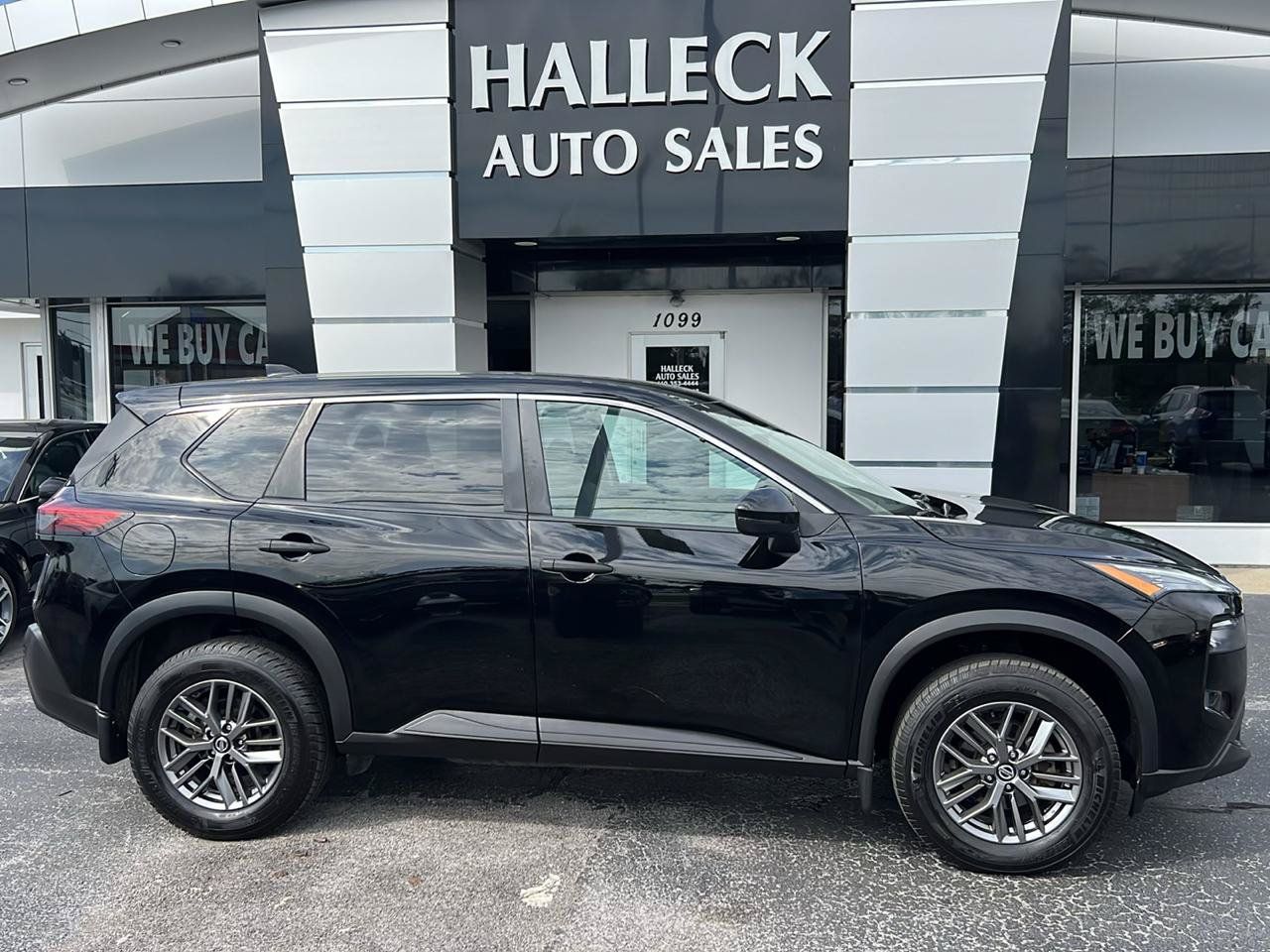 Used 2021 Nissan Rogue S AWD/4WD image 1