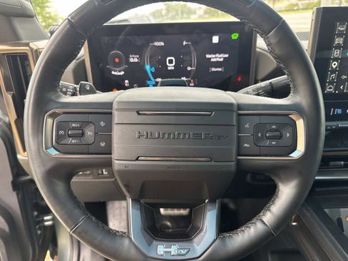 Used 2024 GMC Hummer EV 3X w/ LPO, Illumination Package AWD/4WD image 31
