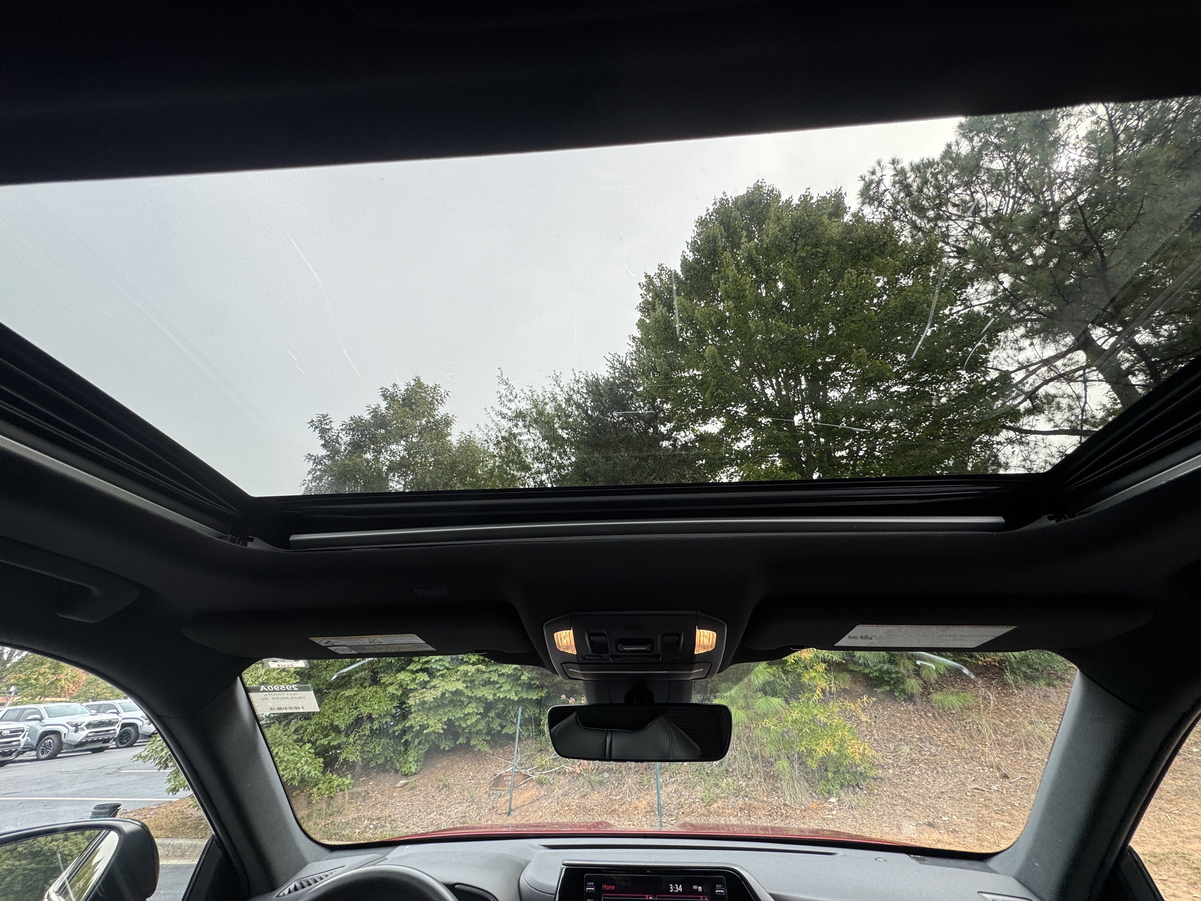 Certified 2021 Toyota Highlander XSE FWD image 23