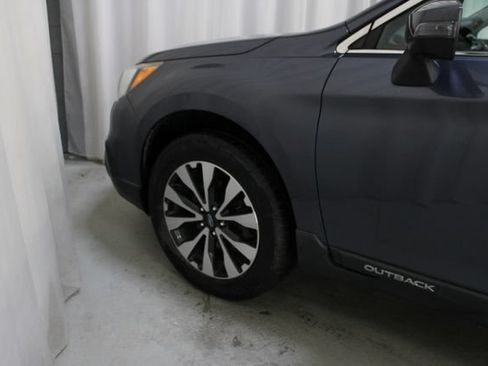 Used 2016 Subaru Outback 2.5i Limited AWD/4WD image 36