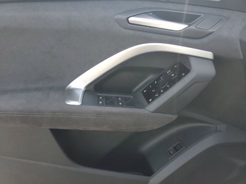 New 2025 Audi SQ5 Premium Plus image 19