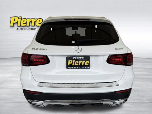 Used 2022 Mercedes-Benz GLC 300 4MATIC image 3