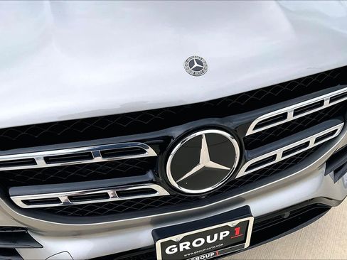 Used 2023 Mercedes-Benz GLS 450 4MATIC image 29