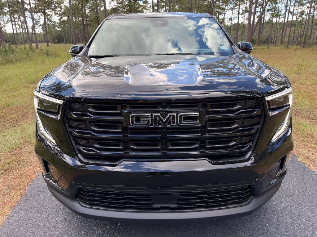 New 2027 GMC Acadia Elevation w/ Black Edition FWD image 8