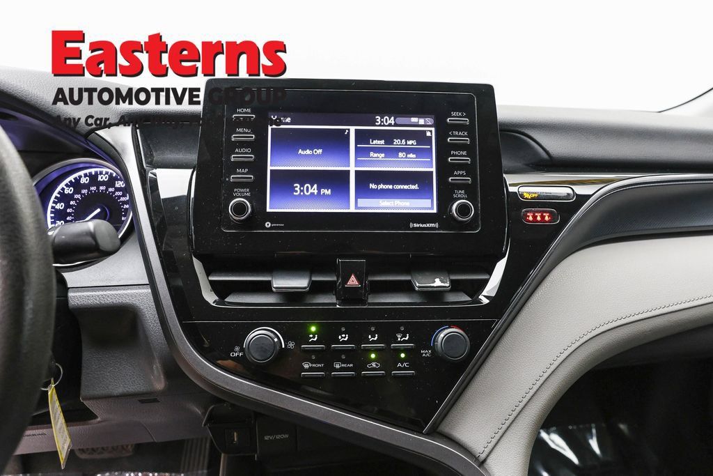 Used 2021 Toyota Camry LE FWD image 13
