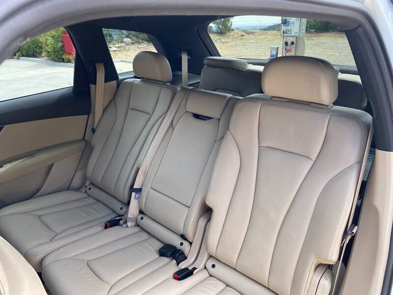 Used 2017 Audi Q7 3.0T Premium Plus AWD/4WD image 17