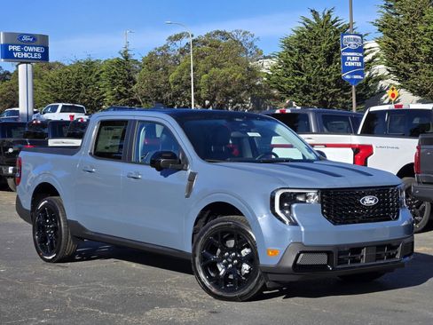 New 2026 Ford Maverick Lariat w/ Black Appearance Package AWD/4WD image 2