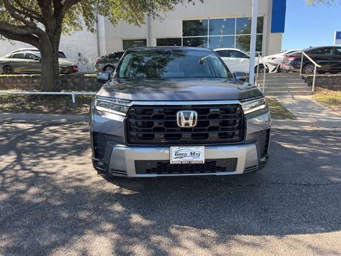 New 2026 Honda Pilot Elite image 2