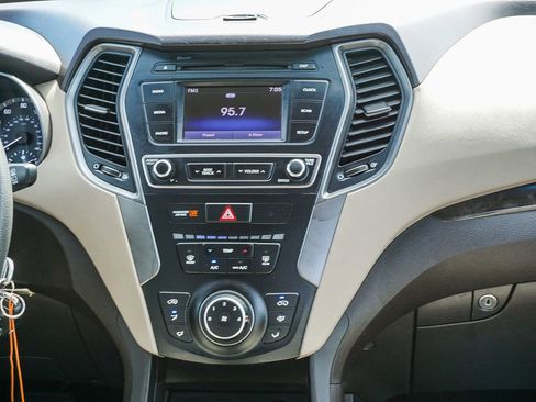 Used 2018 Hyundai Santa Fe Sport image 15