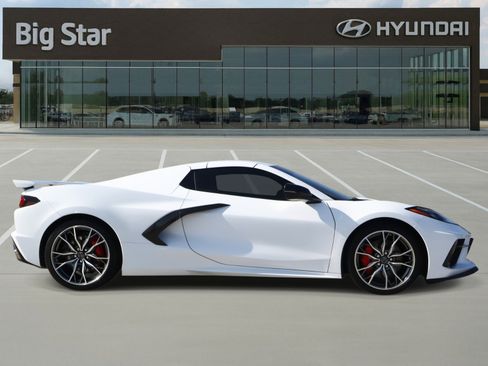 Used 2025 Chevrolet Corvette Stingray Premium Conv w/ Z51 Performance Package image 5